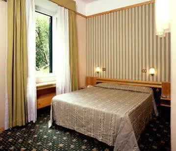 Pavia Rom
